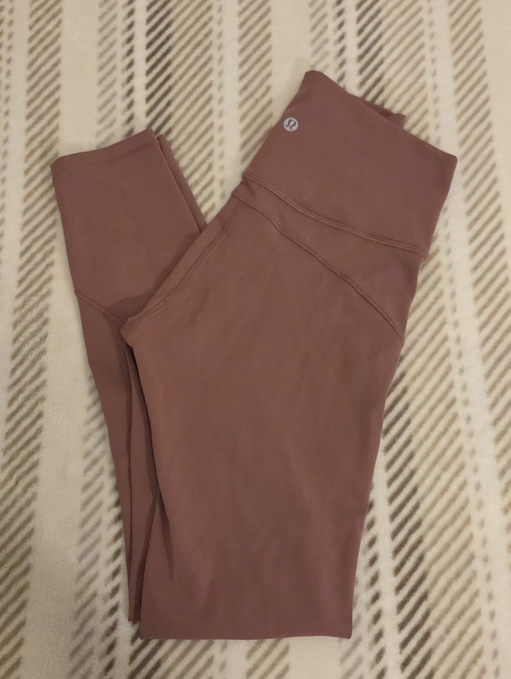 Lululemon In Movement Tight 25" Everlux Leggings Size 4